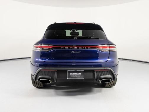 2025 Porsche Macan