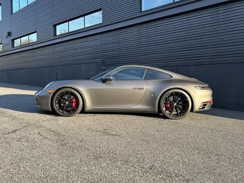 2023 Porsche 911 Carrera S