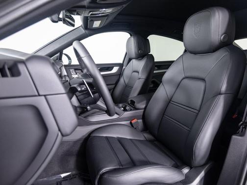 2025 Porsche Cayenne