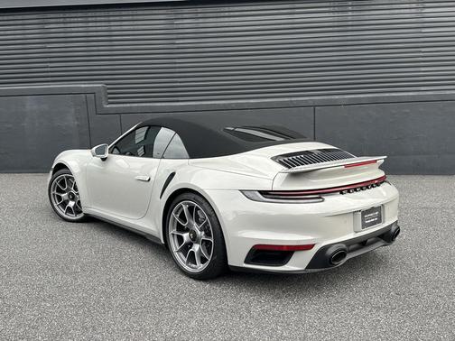 2022 Porsche 911 Turbo