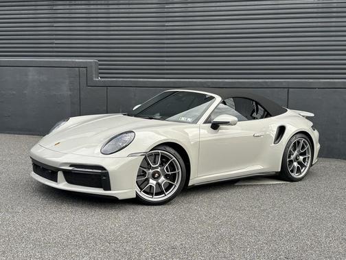 2022 Porsche 911 Turbo