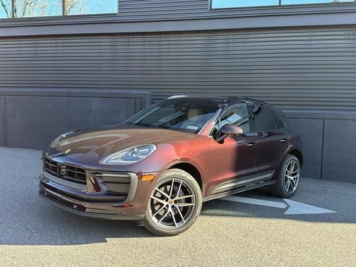 2025 Porsche Macan 