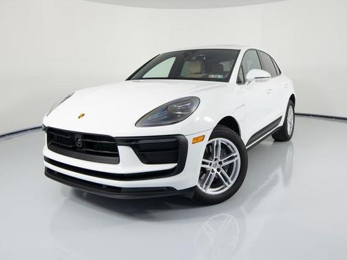 2025 Porsche Macan 