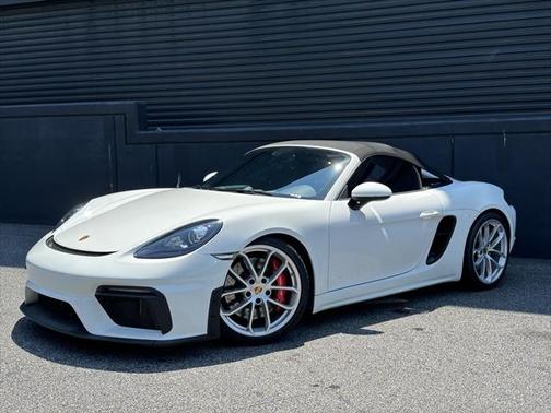 2023 Porsche 718 Spyder