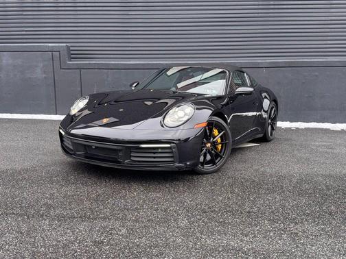 2021 Porsche 911 Targa 4S