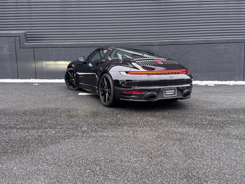 2021 Porsche 911 Targa 4S