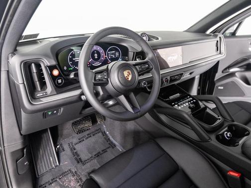 2025 Porsche Cayenne