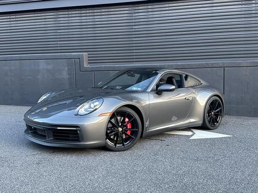 2022 Porsche 911 Carrera 4S