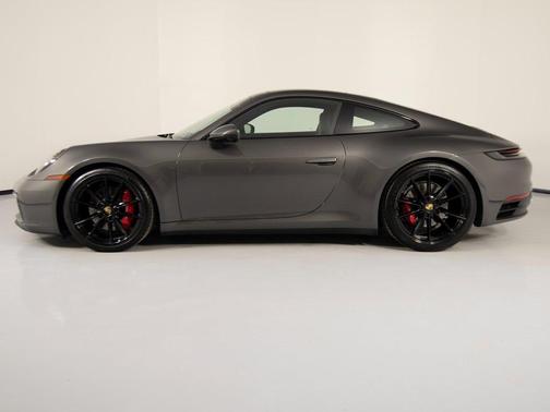 2022 Porsche 911 Carrera 4S