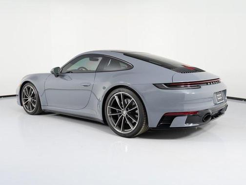 2024 Porsche 911 Carrera 4S