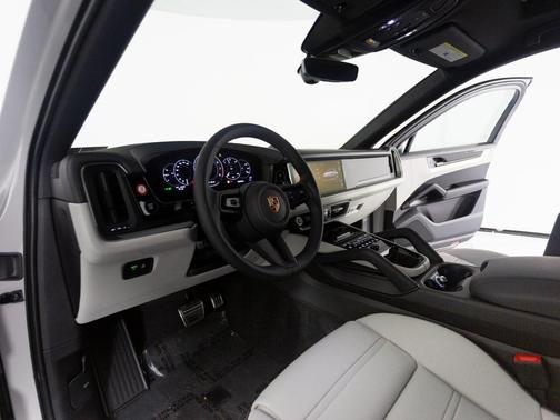 2026 Porsche Cayenne S