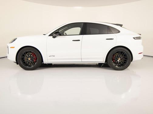 2026 Porsche Cayenne GTS