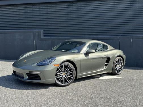 2025 Porsche 718 Cayman 