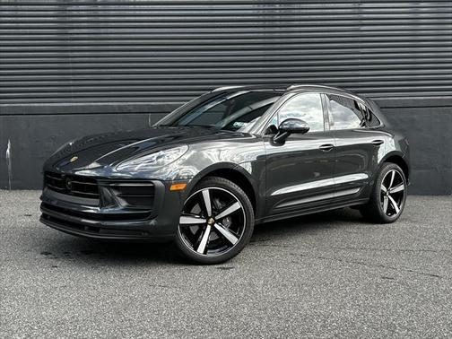 2024 Porsche Macan Base