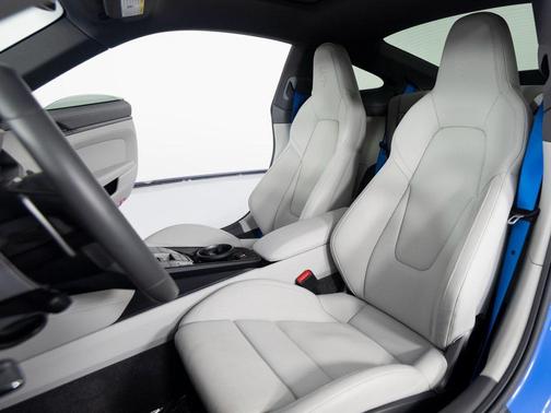 2024 Porsche 911 Carrera GTS