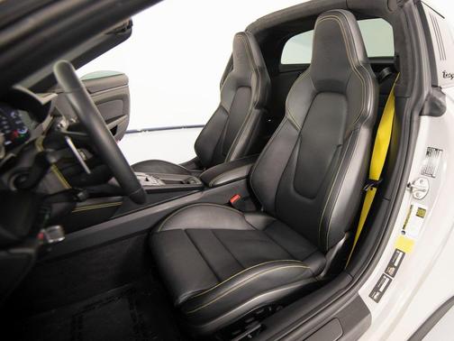 2022 Porsche 911 Targa 4 GTS