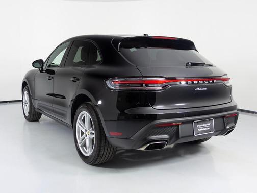 2025 Porsche Macan 