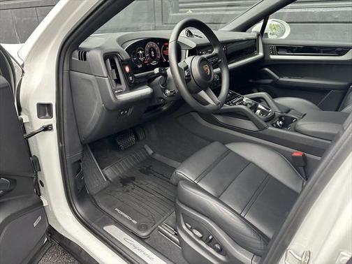 2024 Porsche Cayenne