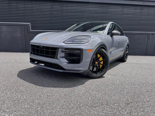 Arctic Grey 2024 Porsche Cayenne Turbo GT