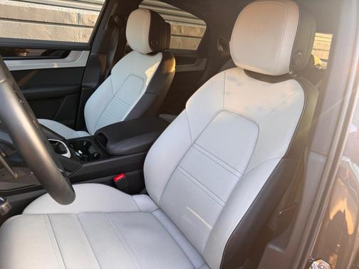 2025 Porsche Cayenne Cayenne