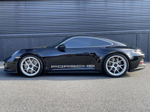 2024 Porsche 911 S/T