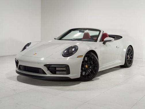 2023 Porsche 911 Carrera GTS
