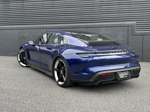 2021 Porsche Taycan Turbo S