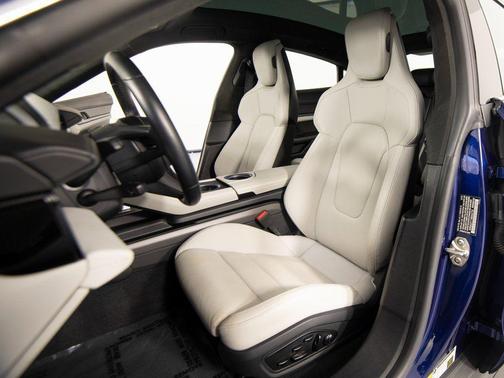 2021 Porsche Taycan Turbo S