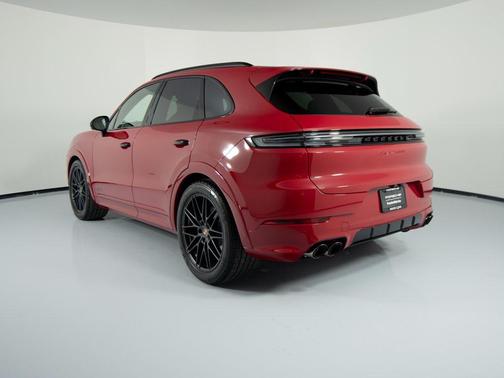 2026 Porsche Cayenne GTS