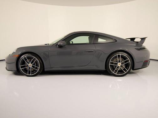 2026 Porsche 911 Carrera