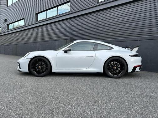 2024 Porsche 911 Carrera T