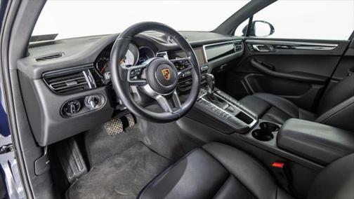 2021 Porsche Macan Base