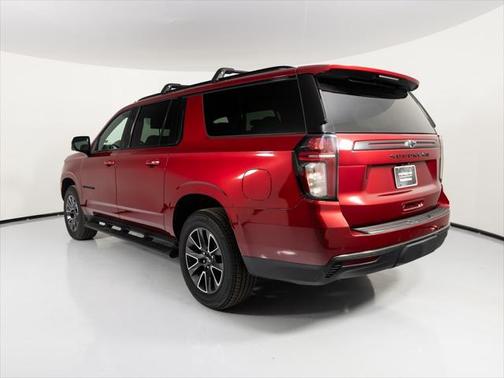2021 Chevrolet Suburban 4WD Z71