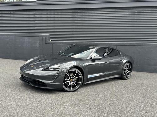 2023 Porsche Taycan