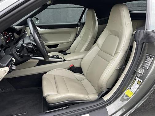 2020 Porsche 911 Carrera S
