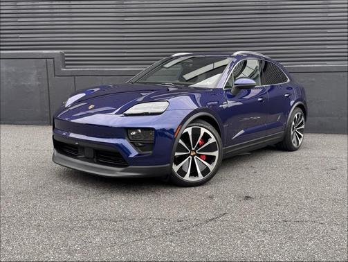 2025 Porsche Macan 4S