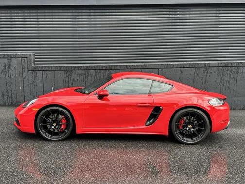 2023 Porsche 718 Cayman GTS 4.0