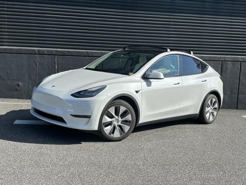 2021 Tesla Model Y Long Range Dual Motor All-Wheel Drive