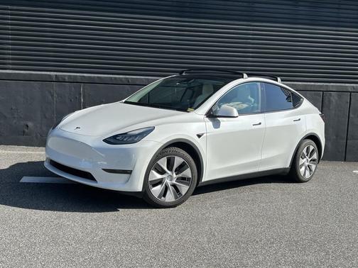 2021 Tesla Model Y Long Range Dual Motor All-Wheel Drive