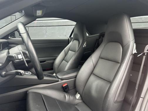 2017 Porsche 911 Carrera 4S Cabriolet