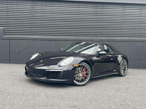 2017 Porsche 911 Carrera 4S Cabriolet