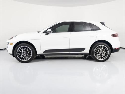 2018 Porsche Macan Base