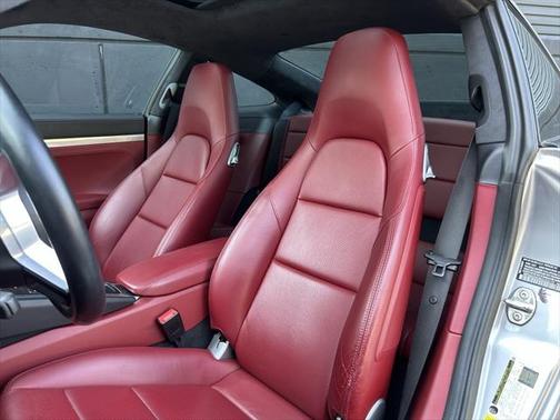 2019 Porsche 911 Carrera