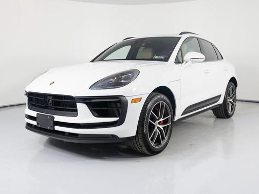 2023 Porsche Macan S