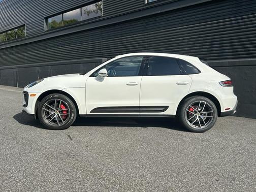 2023 Porsche Macan S