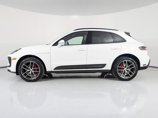 2023 Porsche Macan S