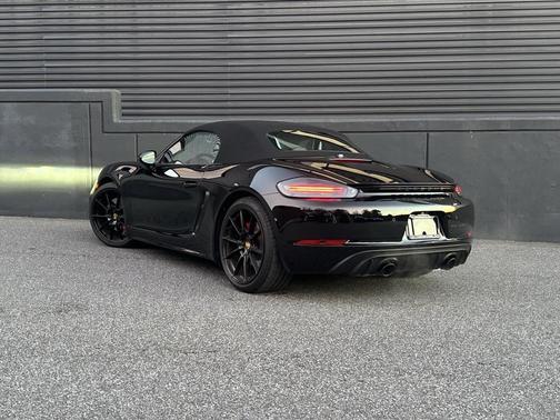 2024 Porsche 718 Boxster GTS 4.0