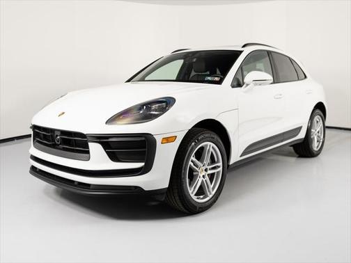 2024 Porsche Macan Base