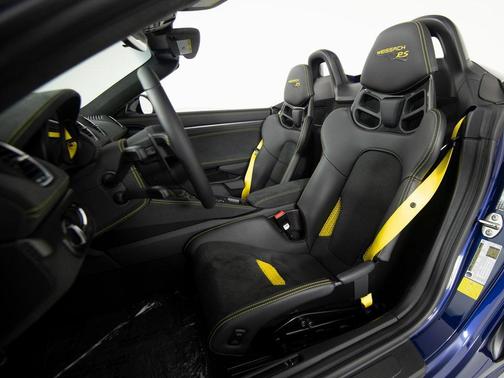 2025 Porsche 718 Spyder RS