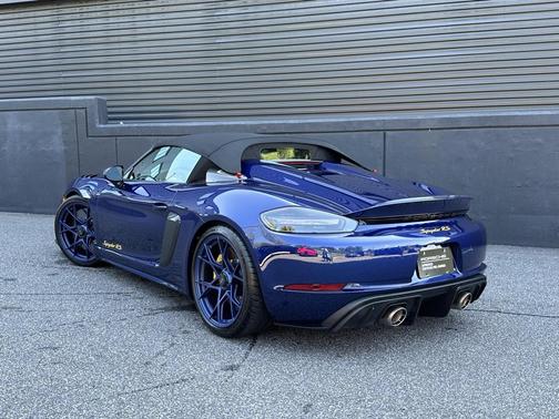 2025 Porsche 718 Spyder RS